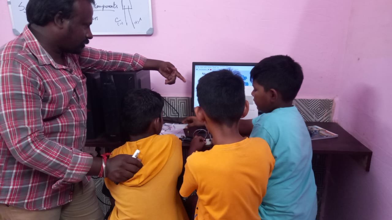 Interactive Quiz & Awards